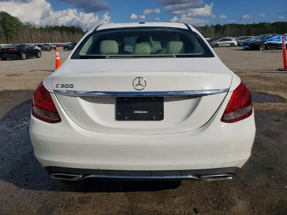 2016 MERCEDES-BENZ C 300  