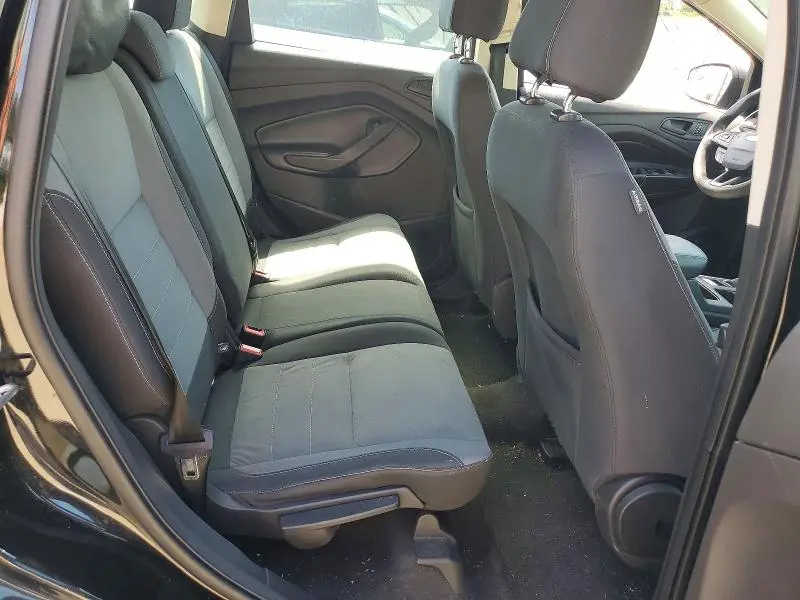 2017 FORD ESCAPE S  