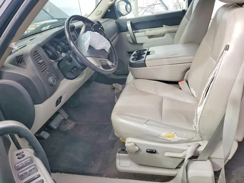 2011 CHEVROLET SILVERADO C1500 LT  