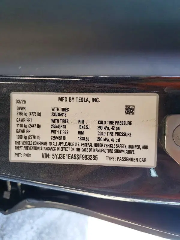 2025 TESLA MODEL 3   