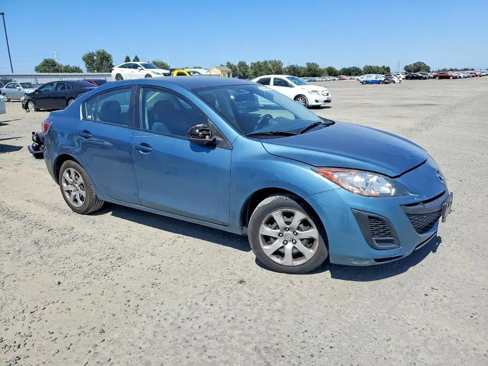 2011 MAZDA 3 I  