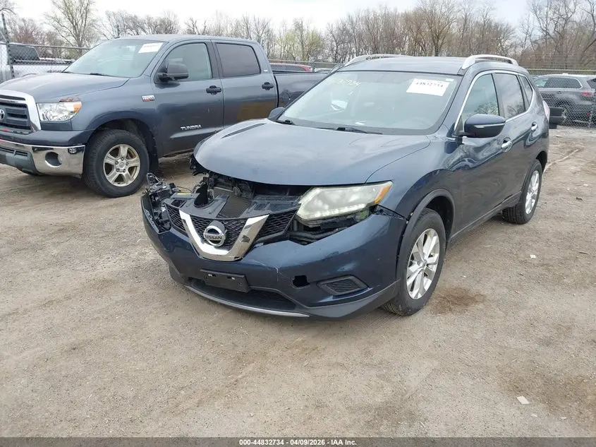 2015 NISSAN ROGUE SV