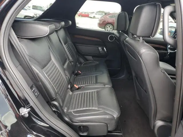 2019 LAND ROVER DISCOVERY HSE LUXURY  