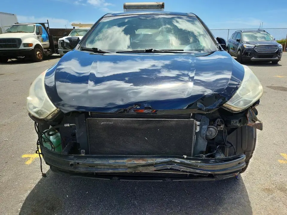 2012 HYUNDAI TUCSON LIMITED  