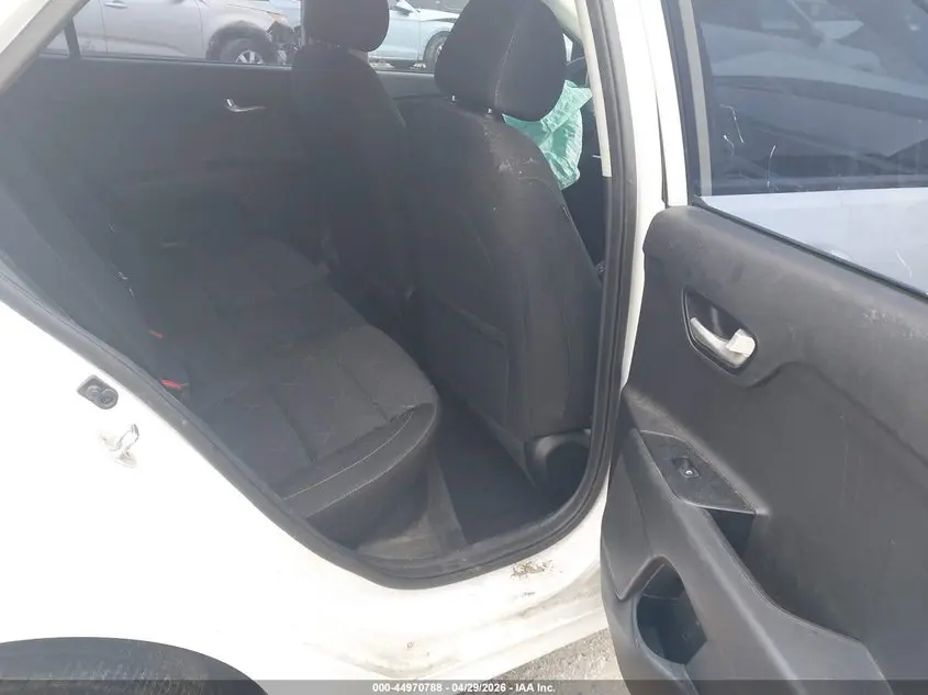 2020 KIA RIO 5-DOOR S