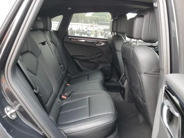 2024 PORSCHE MACAN S  