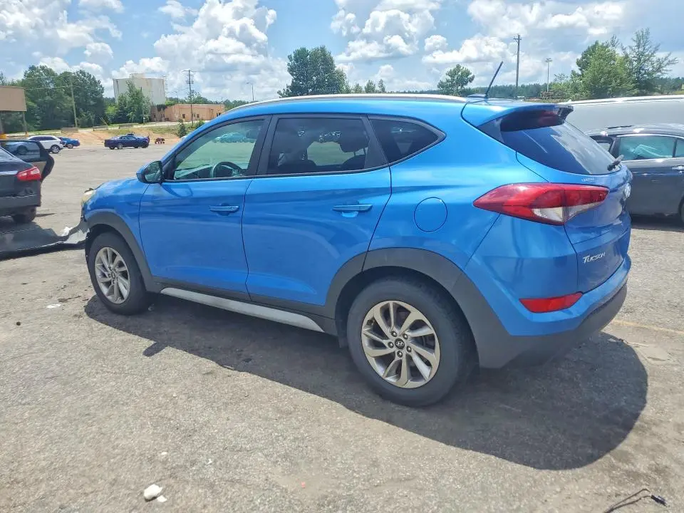 2017 HYUNDAI TUCSON SE  