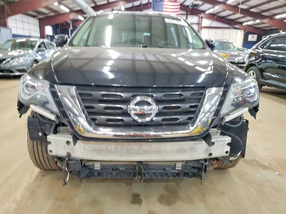 2019 NISSAN PATHFINDER SL  