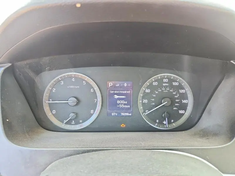 2017 HYUNDAI SONATA SE  
