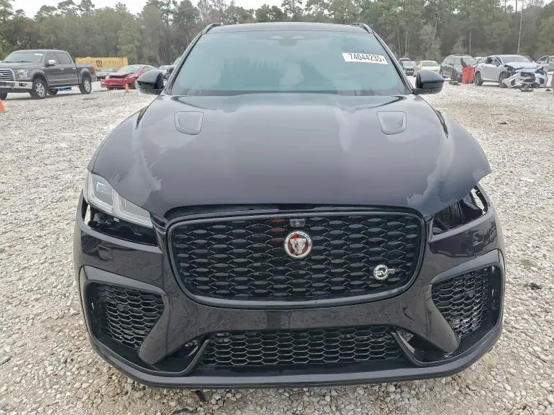 2023 JAGUAR F-PACE SVR  