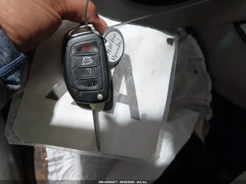 2016 HYUNDAI SONATA SE