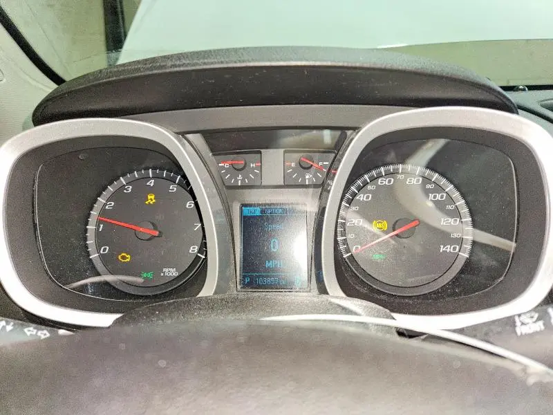 2017 CHEVROLET EQUINOX LT  