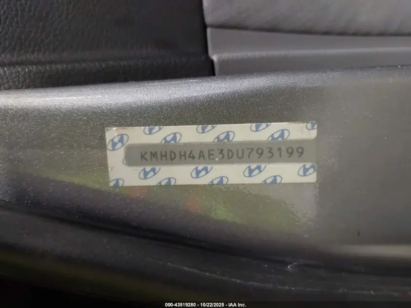 2013 HYUNDAI ELANTRA GLS