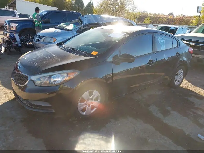 2015 KIA FORTE LX