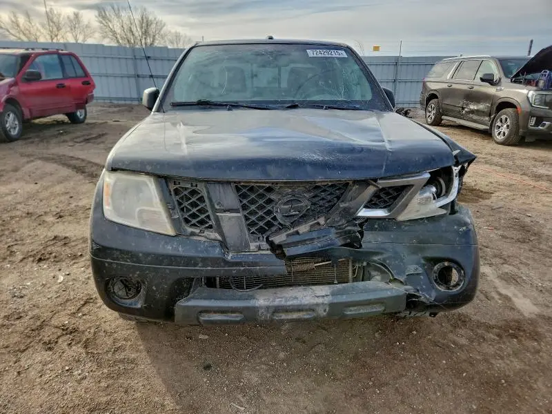 2015 NISSAN FRONTIER S  