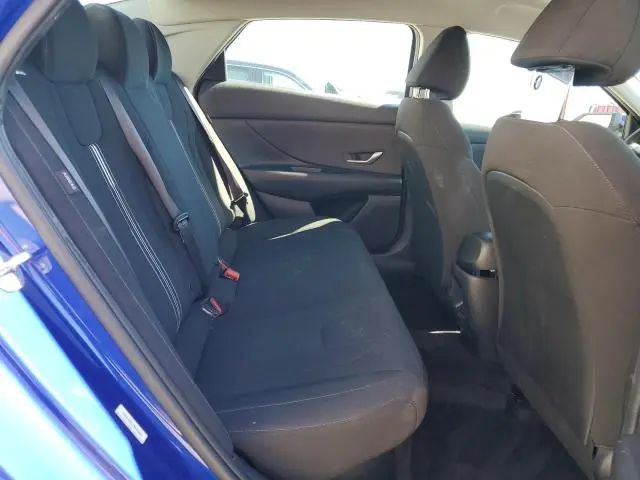 2025 HYUNDAI ELANTRA BLUE  