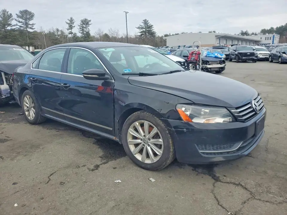 2012 VOLKSWAGEN PASSAT SEL  