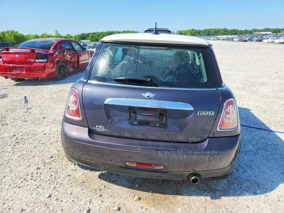 2013 MINI COOPER   