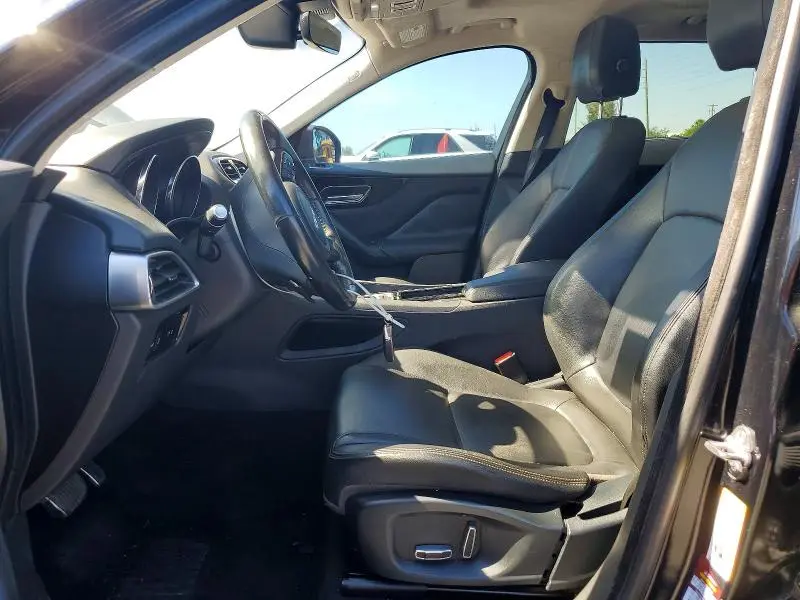 2019 JAGUAR F-PACE   