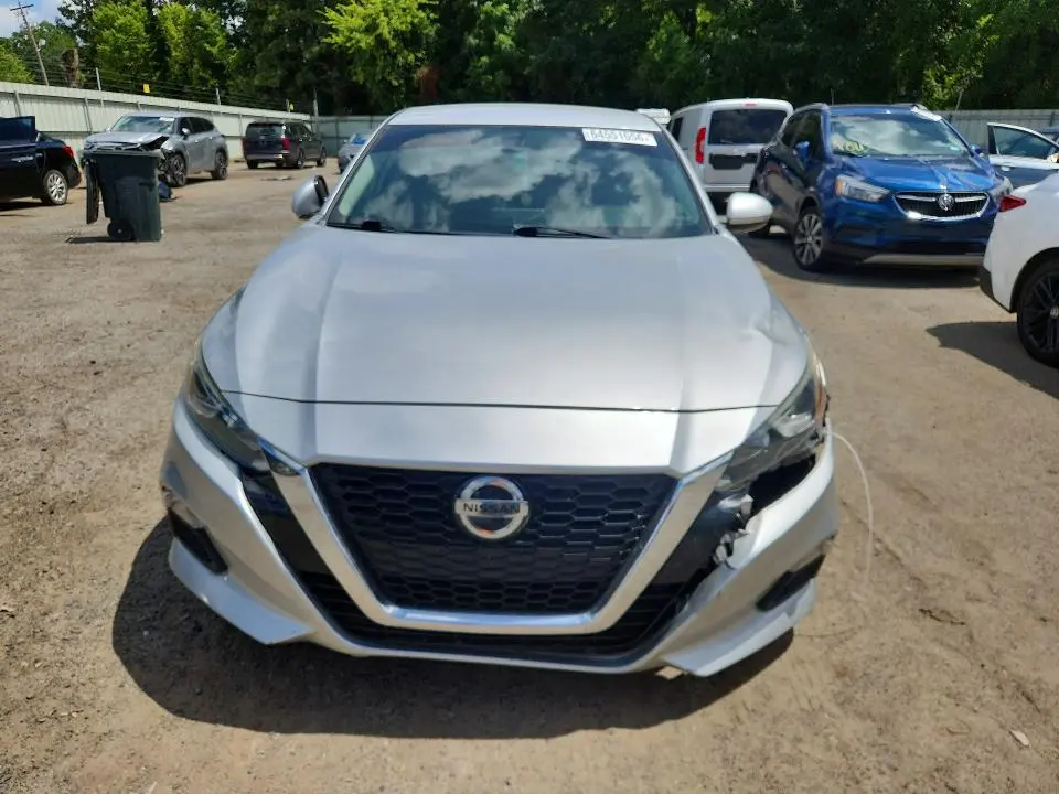 2019 NISSAN ALTIMA S  