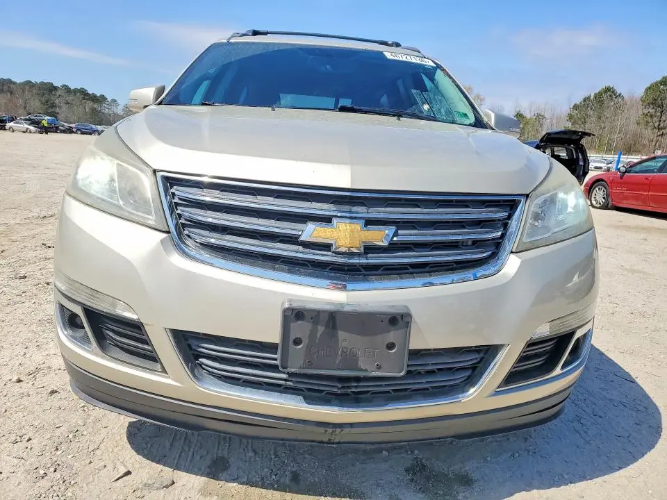 2013 CHEVROLET TRAVERSE LT  