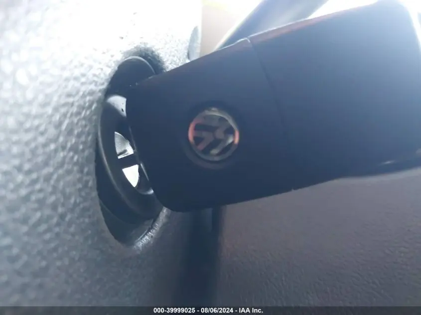 2017 VOLKSWAGEN BEETLE #PINKBEETLE/1.8T CLASSIC/1.8T S