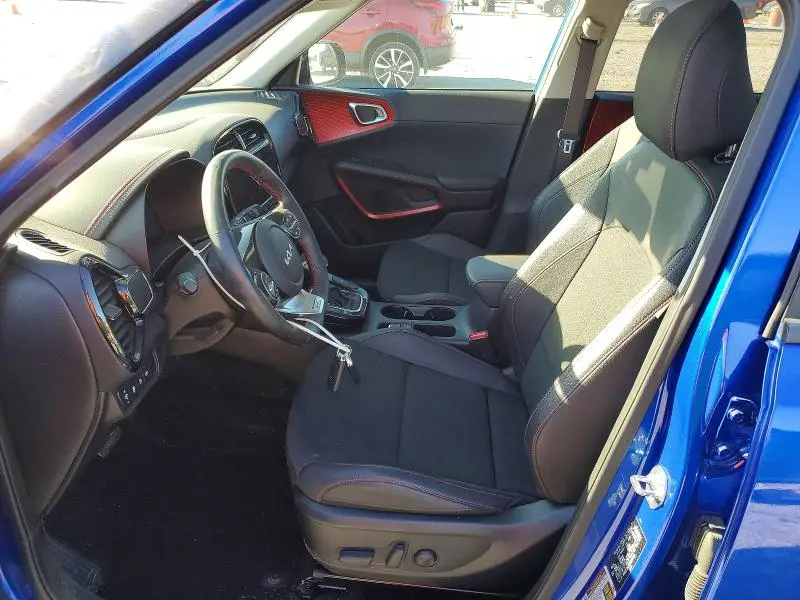 2024 KIA SOUL GT-LINE  