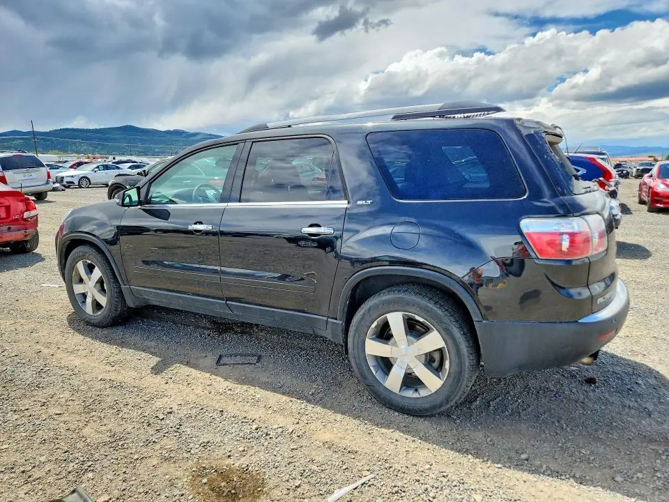 2011 GMC ACADIA SLT-2  