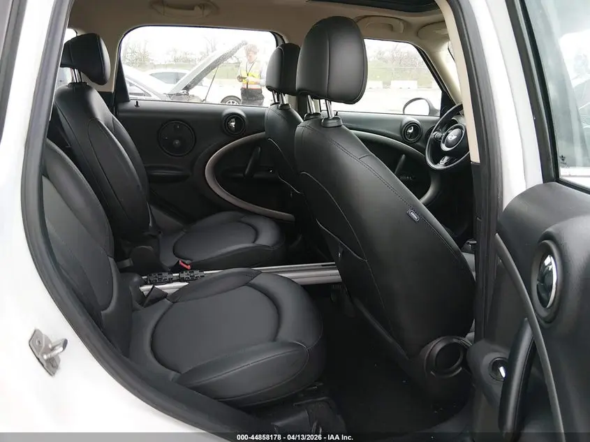 2011 MINI COOPER COUNTRYMAN  