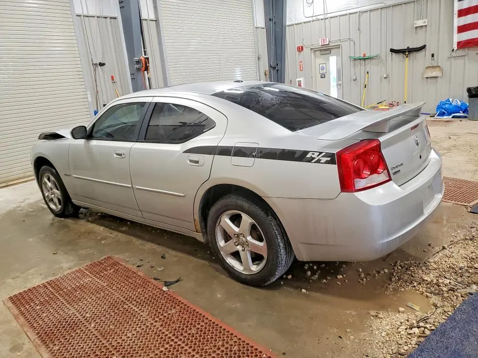 2010 DODGE CHARGER R  
