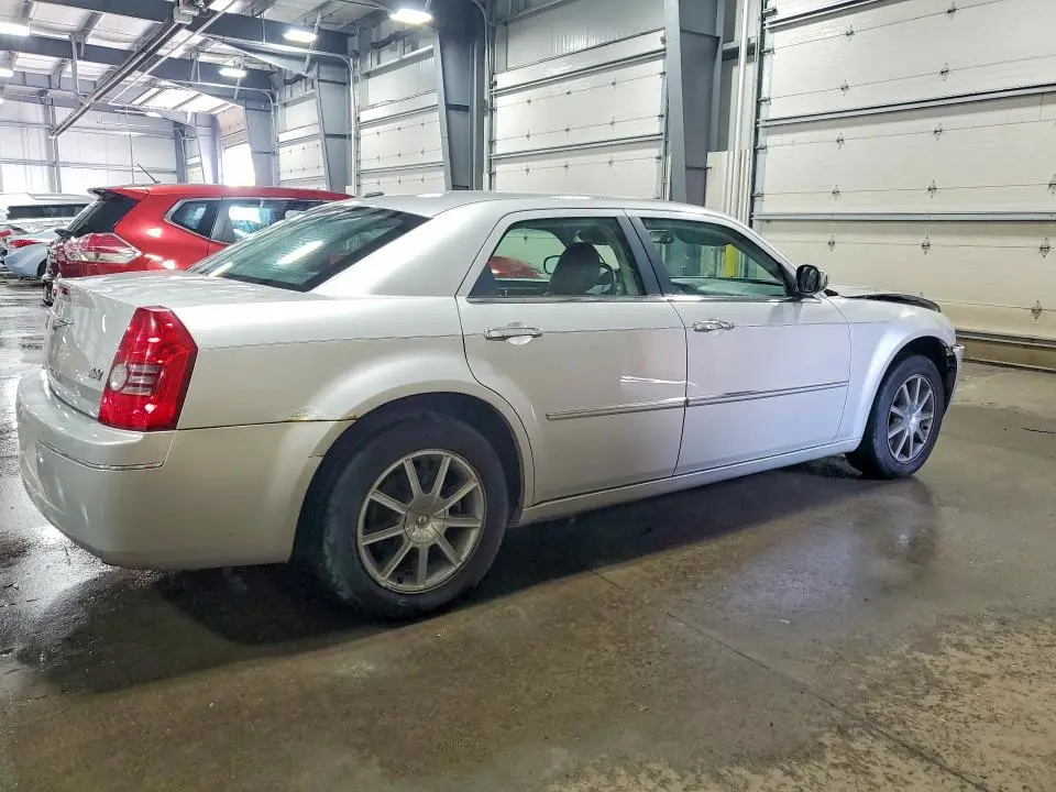 2010 CHRYSLER 300 TOURING  