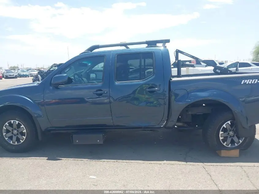 2015 NISSAN FRONTIER PRO-4X