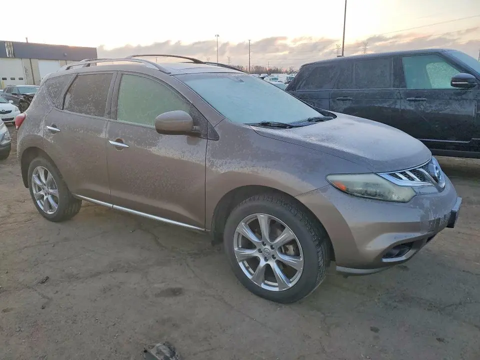 2014 NISSAN MURANO LE  