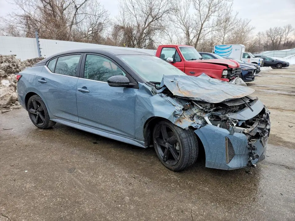 2024 NISSAN SENTRA SR  