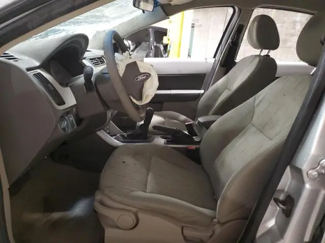 2011 FORD FOCUS SE  