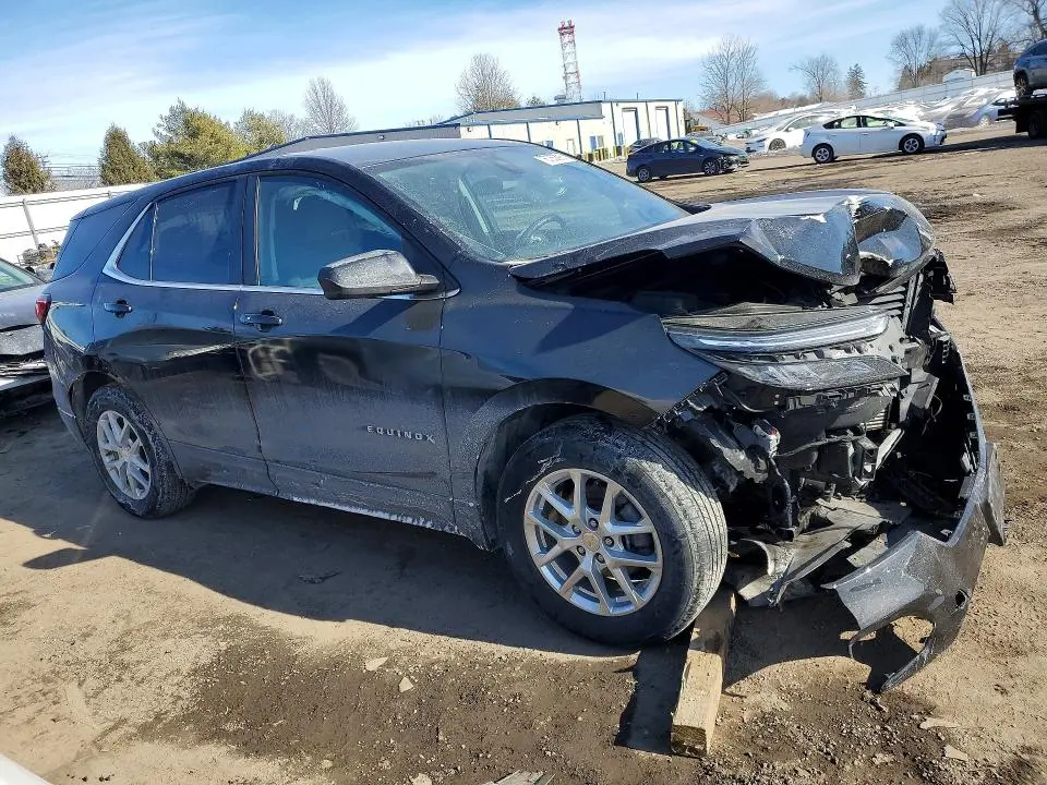 2022 CHEVROLET EQUINOX LT  