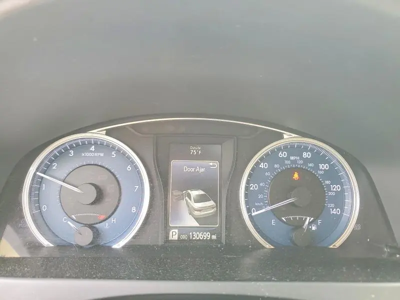 2016 TOYOTA CAMRY XLE  
