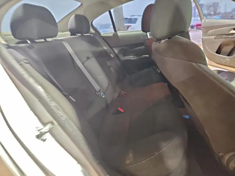 2012 CHEVROLET CRUZE LT  