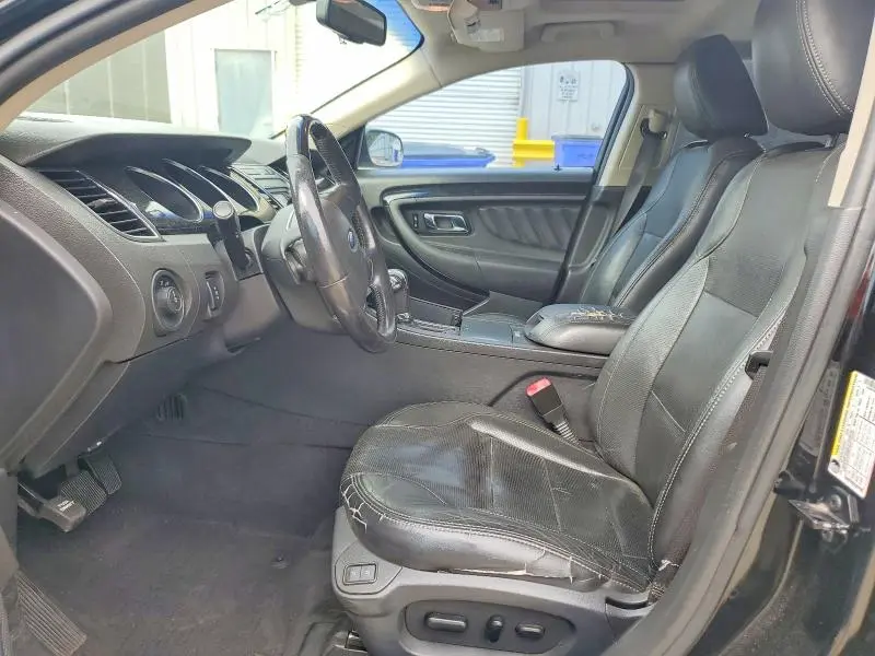 2010 FORD TAURUS LIMITED  