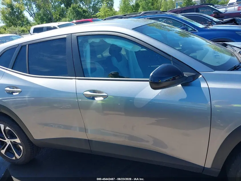 2026 CHEVROLET TRAX FWD 1RS