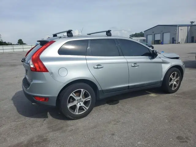 2011 VOLVO XC60 T6