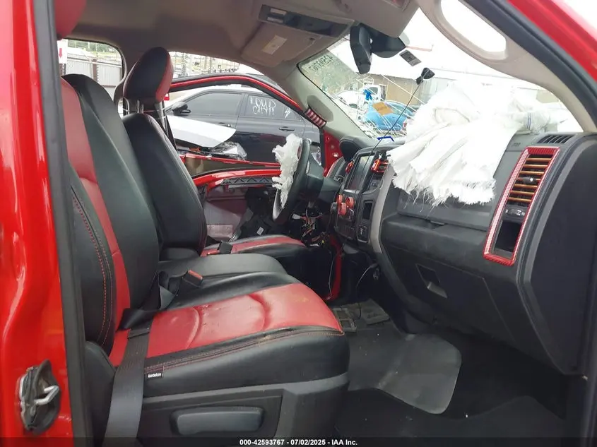 2016 RAM 1500 EXPRESS