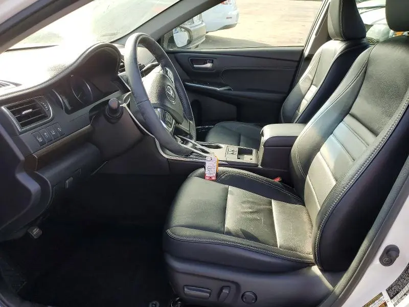 2016 TOYOTA CAMRY XLE V6  