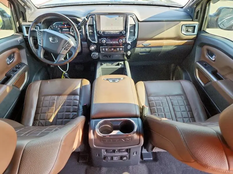 2020 NISSAN TITAN SV  
