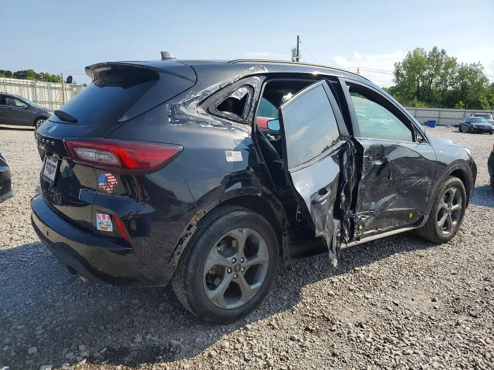 2024 FORD ESCAPE ST LINE  