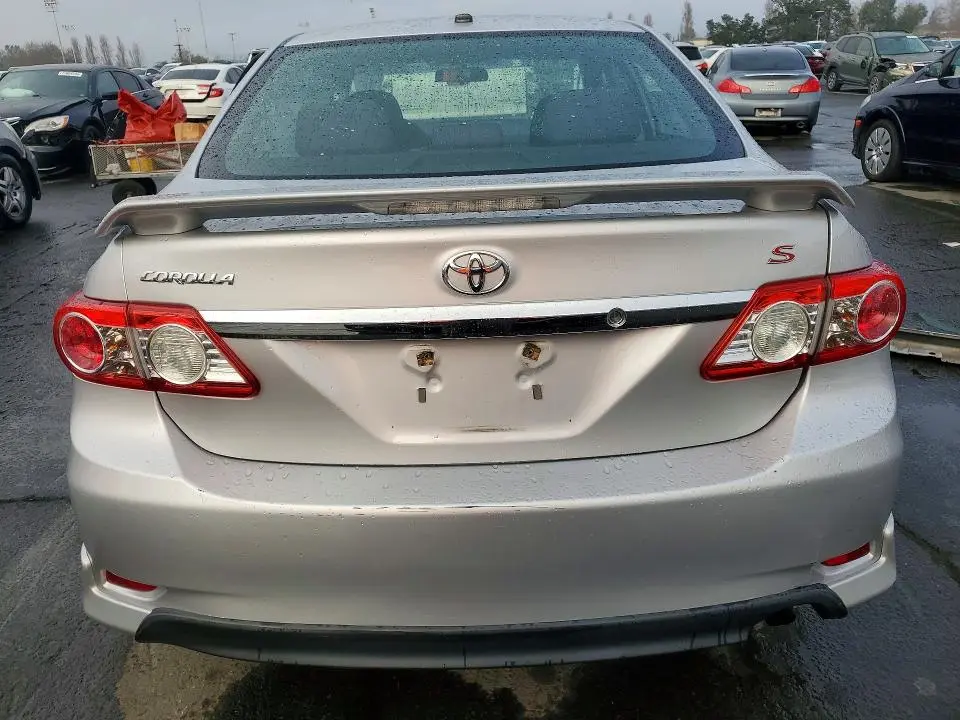 2011 TOYOTA COROLLA BASE  