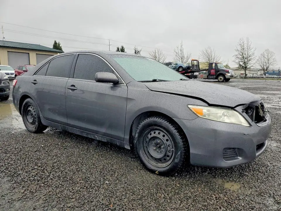 2010 TOYOTA CAMRY LE  