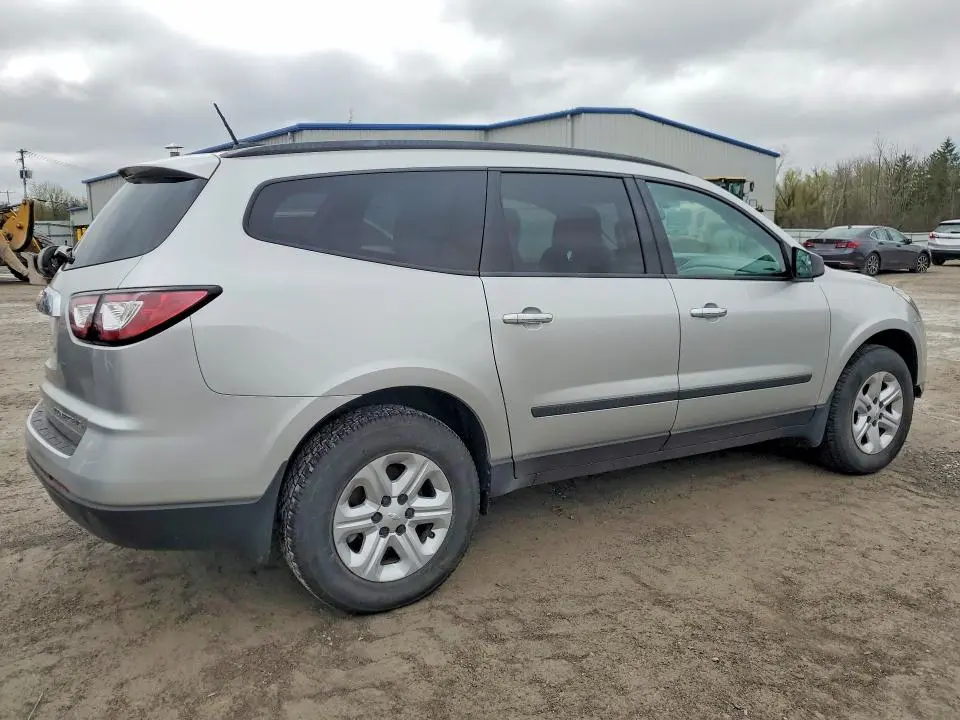 2017 CHEVROLET TRAVERSE LS  