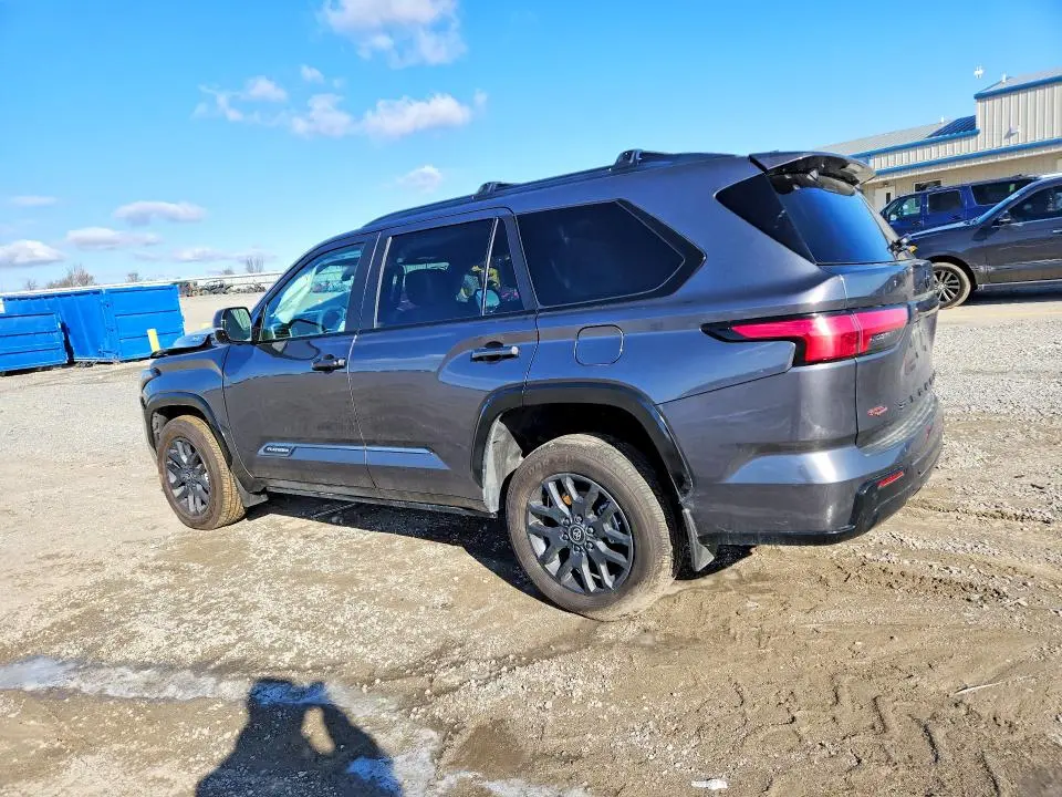 2025 TOYOTA SEQUOIA PLATINUM  