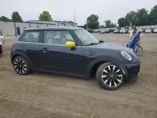 2022 MINI COOPER SE  